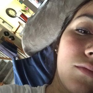 Meet your Posher, Yesenia